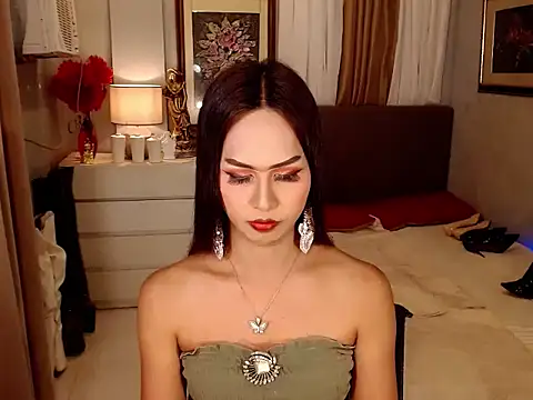 Nathalieheartt online show from 02.03.26