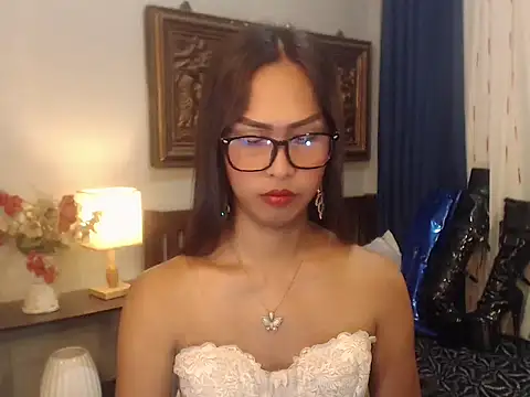 Snapshot of Nathalieheartt chatting on 06.25.26 Nathalieheartt online show from 06.25.26