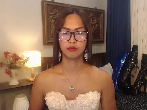 Snapshot of Nathalieheartt chatting on 06.25.26 Nathalieheartt online show from 06.25.26