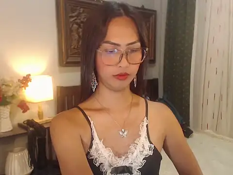 Snapshot of Nathalieheartt chatting on 07.14.26 Nathalieheartt online show from 07.14.26