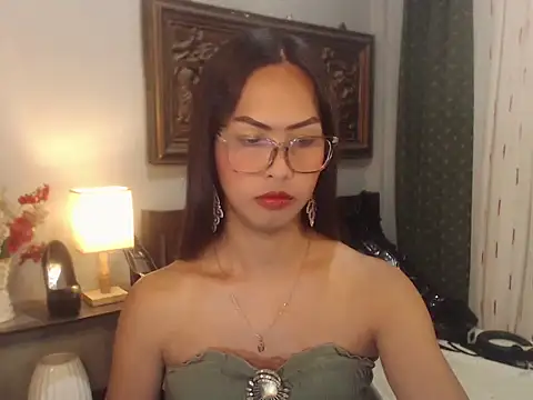 Snapshot of Nathalieheartt chatting on 07.24.26 Nathalieheartt online show from 07.24.26