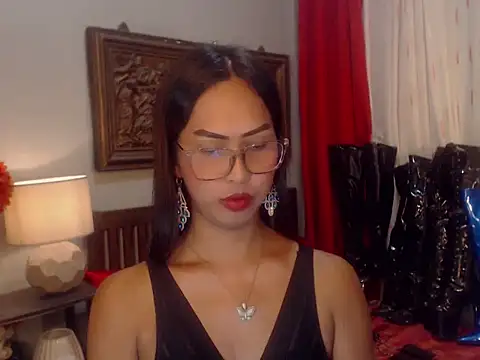 Snapshot of Nathalieheartt chatting on 08.04.26 Nathalieheartt online show from 08.04.26