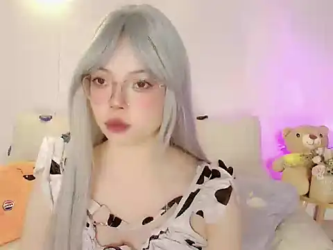 Snapshot of Rubixia chatting on 11.20.25 Rubixia online show from 11.20.25