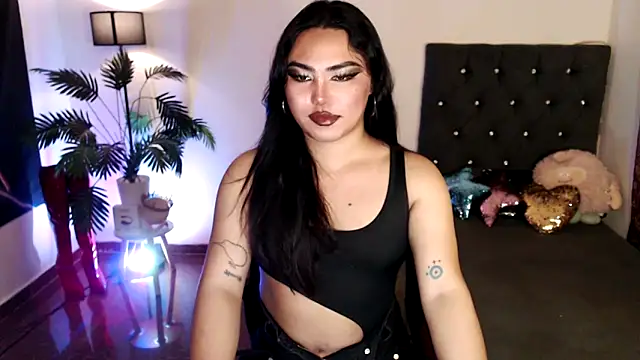 Unique Maya online show from 02.11.26