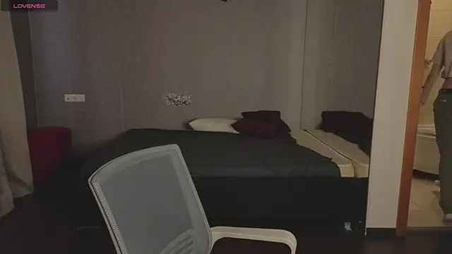 gay  lord online show from 09.18.25