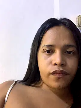 Lorainnelustts online show from 09.27.25