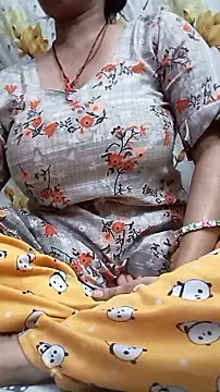 Snapshot of Ritika_ranii chatting on 10.11.25 Ritika ranii online show from 10.11.25