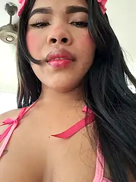 Snapshot of Michell_em chatting on 02.19.26 Michell em online show from 02.19.26