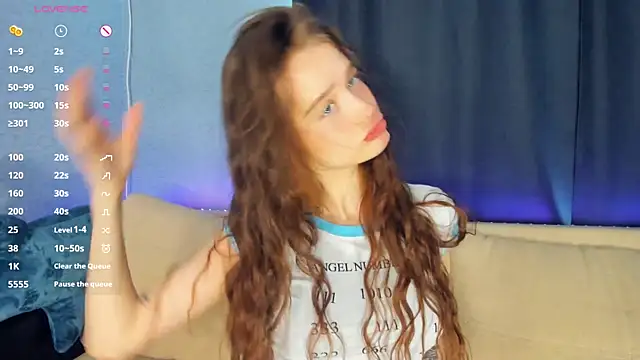 Snapshot of lovelyalivia chatting on 03.28.26 lovelyalivia online show from 03.28.26