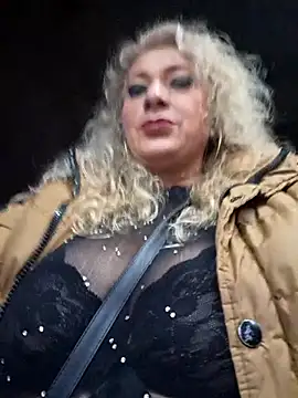 sofiacurvy 45 online show from 11.30.25