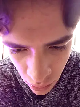 Snapshot of BenitoSaenz chatting on 09.22.25 BenitoSaenz online show from 09.22.25