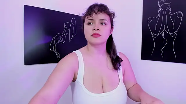 Snapshot of SeleneLuminari8 chatting on 10.05.25 SeleneLuminari8 online show from 10.05.25