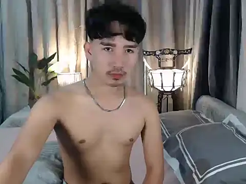 Snapshot of cute_richard24 chatting on 09.28.25 cute richard24 online show from 09.28.25