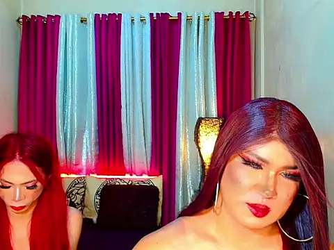 Snapshot of UnlimitedCumShow chatting on 10.25.25 UnlimitedCumShow online show from 10.25.25