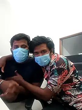 Snapshot of Tamiltopkaran chatting on 10.05.25 Tamiltopkaran online show from 10.05.25
