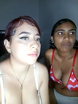 Snapshot of Chloe_Sky_love chatting on 10.08.25 Chloe Sky love online show from 10.08.25