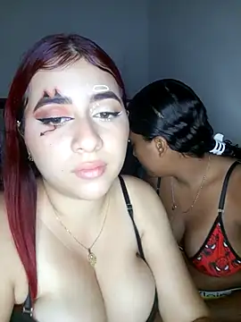 Snapshot of Chloe_Sky_love chatting on 10.10.25 Chloe Sky love online show from 10.10.25