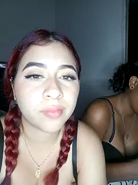 Snapshot of Chloe_Sky_love chatting on 10.28.25 Chloe Sky love online show from 10.28.25