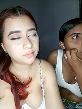 Snapshot of Chloe_Sky_love chatting on 11.11.25 Chloe Sky love online show from 11.11.25