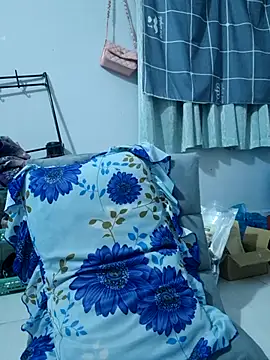 Snapshot of Suna_Lina chatting on 11.10.25 Suna Lina online show from 11.10.25