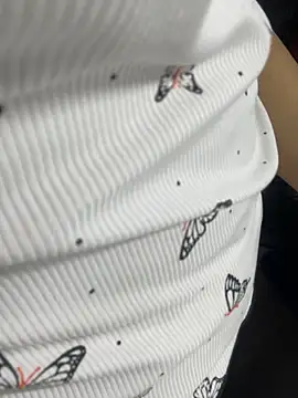 Snapshot of Mina048 chatting on 09.28.25 Mina048 online show from 09.28.25