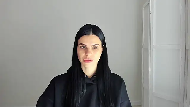 Amelisweett online show from 10.15.25