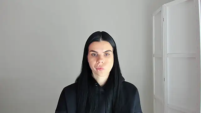 Amelisweett online show from 11.03.25