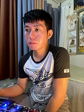 xshyboyx online show from 01.07.26