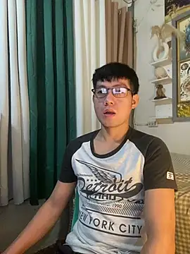 xshyboyx online show from 06.24.26