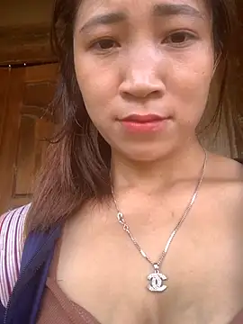 Snapshot of ThiHa003 chatting on 10.03.25 ThiHa003 online show from 10.03.25