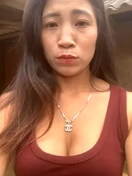 Snapshot of ThiHa003 chatting on 11.04.25 ThiHa003 online show from 11.04.25