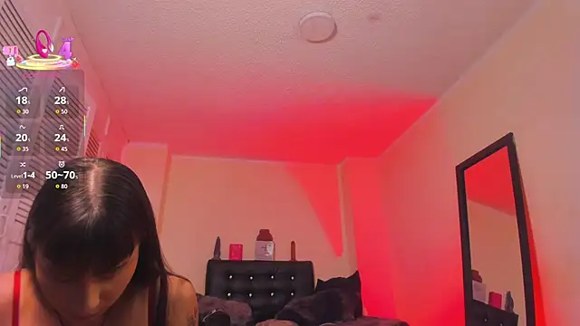 Snapshot of Draculairis chatting on 09.25.25 Draculairis online show from 09.25.25