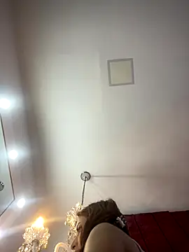 Melody smiith  online show from 10.29.25