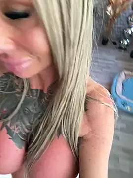 dutchbarbie online show from 04.19.26