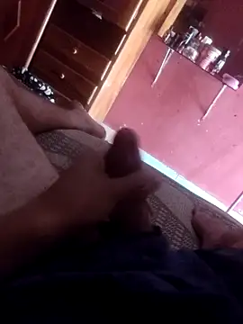 Snapshot of victor1573 chatting on 10.28.25 victor1573 online show from 10.28.25