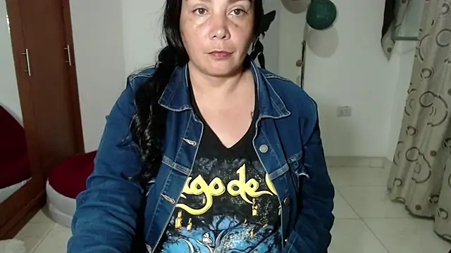 Vivian milf paint online show from 09.10.25