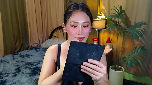 MALICIOUS EVA online show from 11.09.25