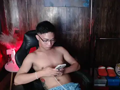 Snapshot of hotzachery chatting on 02.02.26 hotzachery online show from 02.02.26