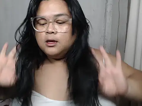 Snapshot of Naughty_alfrea chatting on 10.19.25 Naughty alfrea online show from 10.19.25