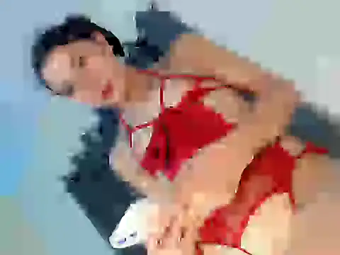 Snapshot of thewhorekylie chatting on 09.19.25 thewhorekylie online show from 09.19.25