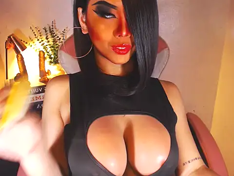 KarlaFrost online show from 10.11.25