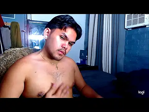 Snapshot of holy_diorxx chatting on 09.22.25 holy diorxx online show from 09.22.25