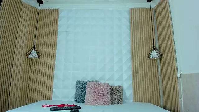 Antonella00  online show from 09.13.25