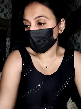 Snapshot of Horny_Shalu chatting on 10.24.25 Horny Shalu online show from 10.24.25