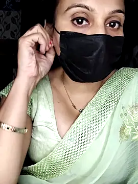 Snapshot of Horny_Shalu chatting on 11.03.25 Horny Shalu online show from 11.03.25