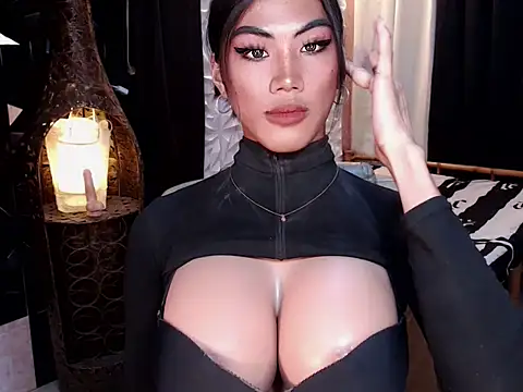 Snapshot of DAYANARAHFOX chatting on 10.07.25 DAYANARAHFOX online show from 10.07.25