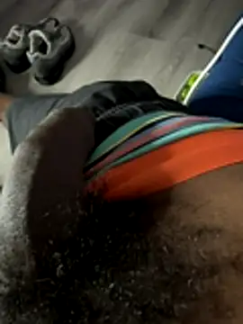 Snapshot of sideman17386 chatting on 12.04.25 sideman17386 online show from 12.04.25