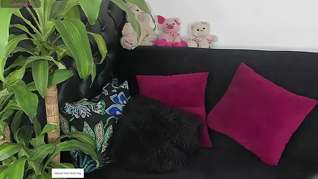 Britney Rose online show from 11.12.25