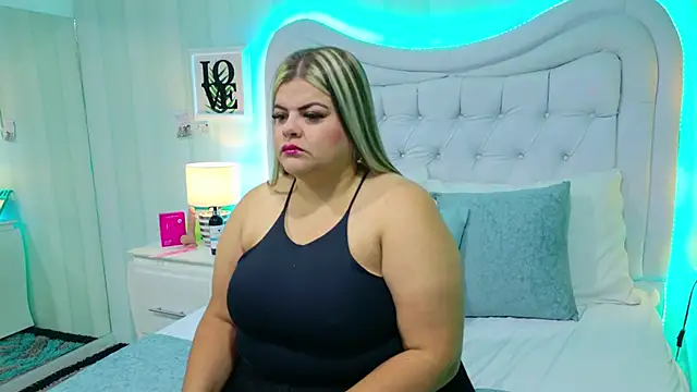 KiimBrooks online show from 10.18.25