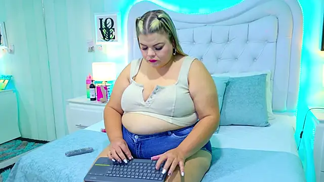 KiimBrooks online show from 10.22.25